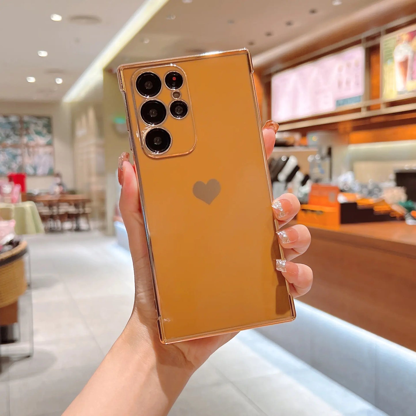 Coque de téléphone en silicone de luxe en forme de cœur pour Galaxy S22